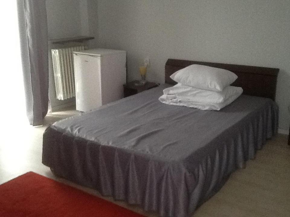 Hotel Continental City Center Yaş Dış mekan fotoğraf