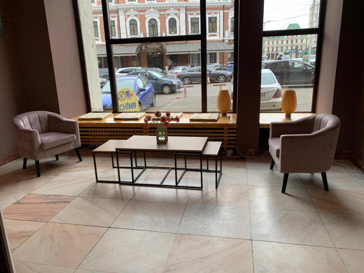 Hotel Continental City Center Yaş Dış mekan fotoğraf